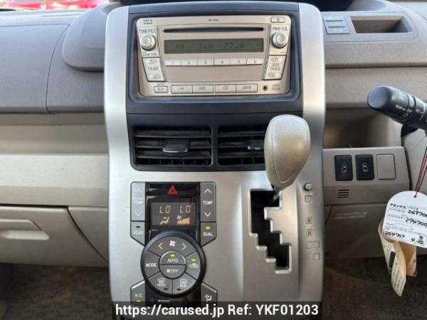 Used 2009 AT toyota noah ZRR70G Image[24]