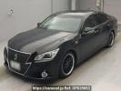 Toyota Crown Hybrid AWS210