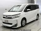 Toyota Voxy ZWR80G