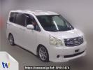 Toyota Noah ZRR70G