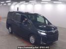 Toyota Voxy ZWR80G