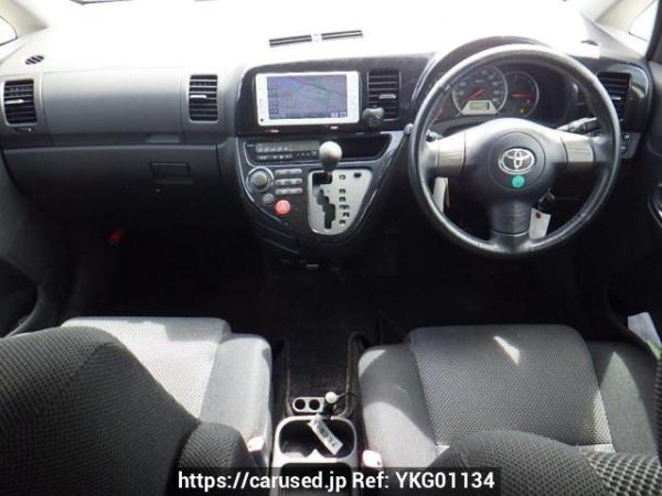 Used 2003 AT toyota wish ZNE14G Image[16]