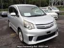 Toyota Noah ZRR75W