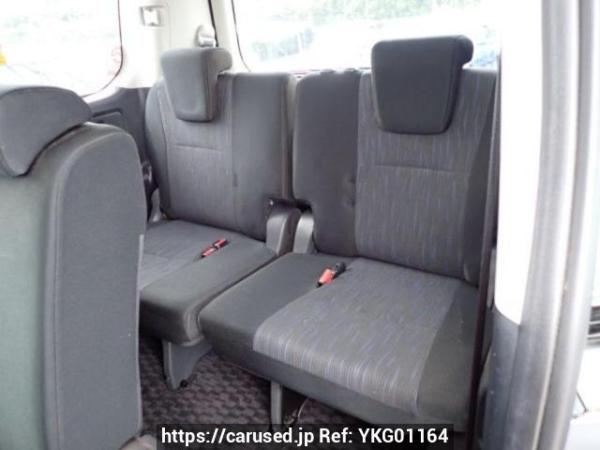 Used 2010 AT toyota noah ZRR75W Image[16]