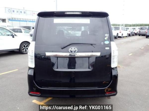 Used 2007 AT toyota noah ZRR70W Image[5]