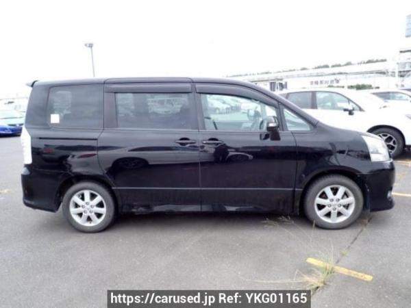 Used 2007 AT toyota noah ZRR70W Image[7]