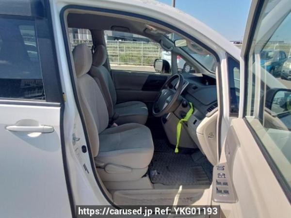 Used 2010 AT toyota noah ZRR70G Image[12]