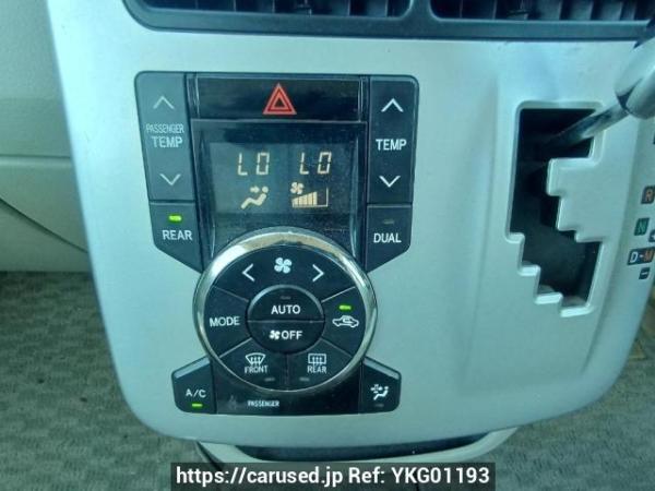 Used 2010 AT toyota noah ZRR70G Image[22]