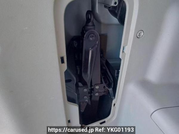 Used 2010 AT toyota noah ZRR70G Image[42]