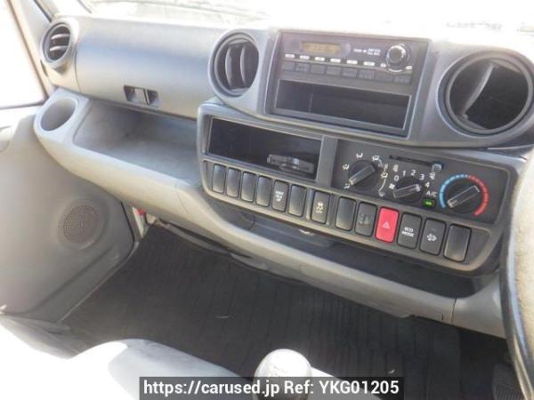 Used 2015 MT toyota toyoace-route-van XZC605V Image[15]