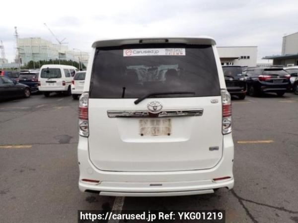 Used 2010 AT toyota noah ZRR70W Image[5]