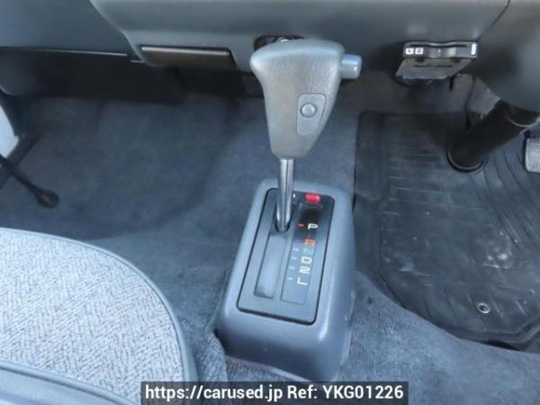 Used 1996 AT toyota hiace-van RZH102V Image[25]
