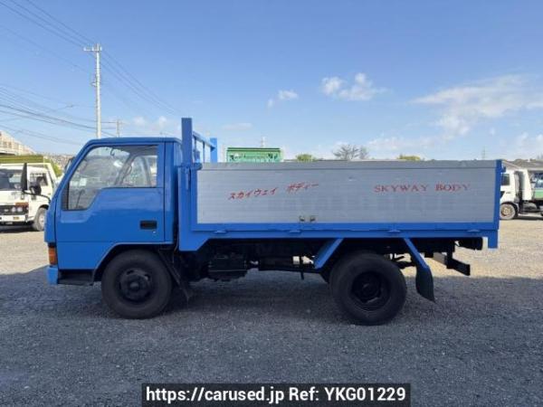 4d33 Gebraucht kaufen 1991 Mitsubishi Canter FE337B (YKG01229) - Carused.jp