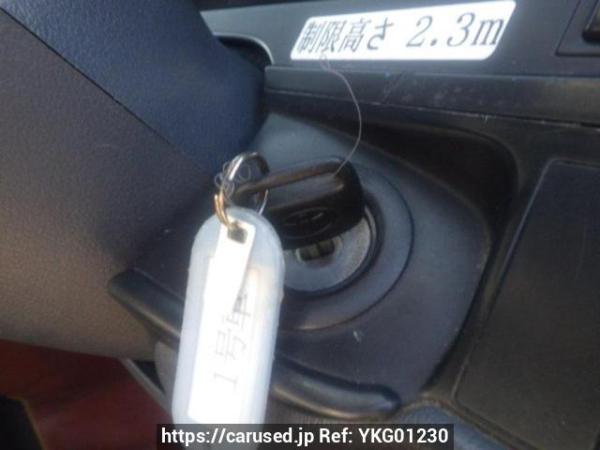 Used 2004 AT toyota hiace-commuter TRH124B Image[21]