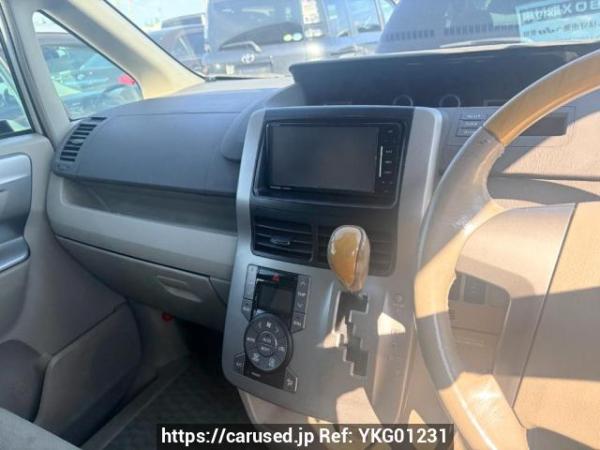 Used 2009 AT toyota noah ZRR70W Image[8]