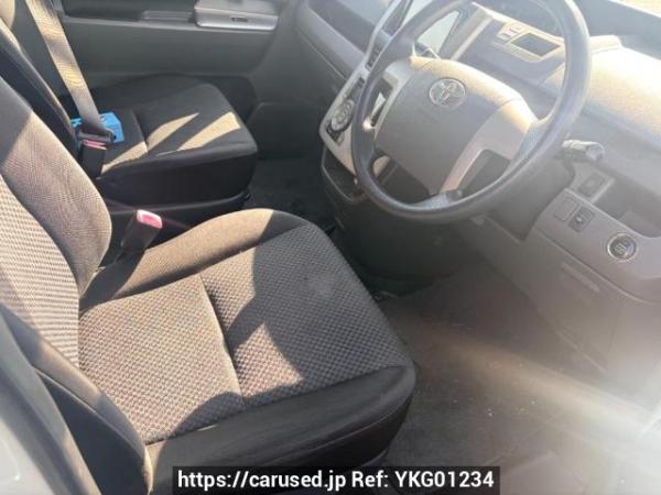Used 2009 AT toyota noah ZRR70W Image[8]
