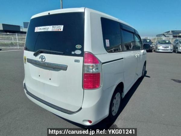 Used 2008 AT toyota noah ZRR70G Image[6]