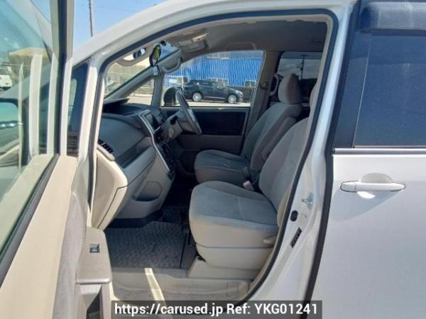 Used 2008 AT toyota noah ZRR70G Image[13]