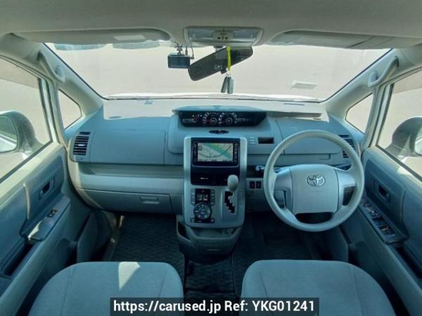 Used 2008 AT toyota noah ZRR70G Image[17]