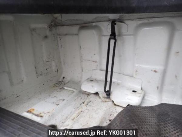 Used 2006 MT toyota hiace-van KDH205V Image[38]