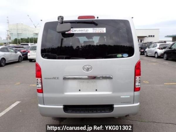 Used 2018 AT toyota regiusace-van TRH200V Image[5]