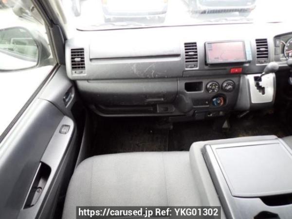 Used 2018 AT toyota regiusace-van TRH200V Image[17]