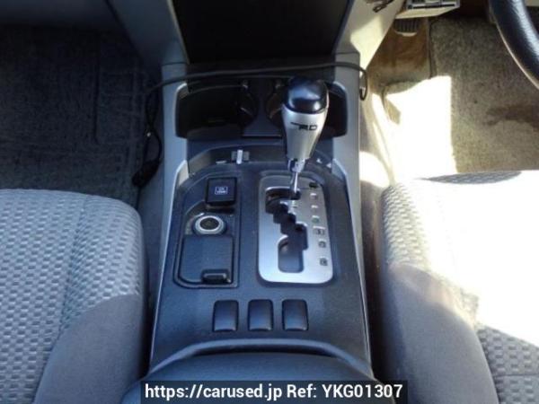 Used 2006 AT toyota hilux-surf TRN215W Image[22]