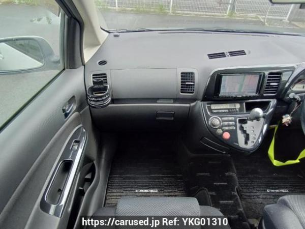 Used 2003 AT toyota wish ZNE10G Image[18]