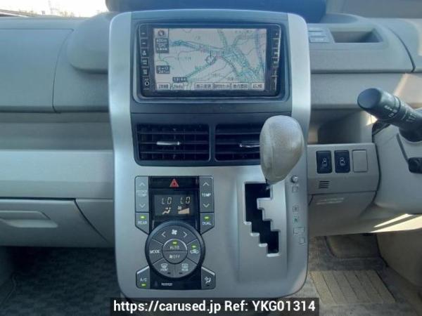 Used 2010 AT toyota noah ZRR70G Image[23]