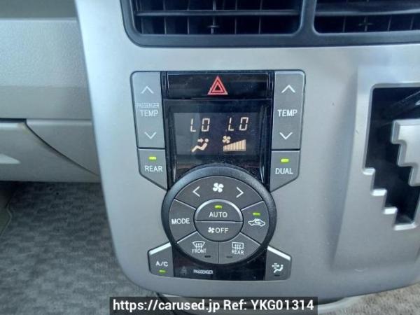 Used 2010 AT toyota noah ZRR70G Image[25]
