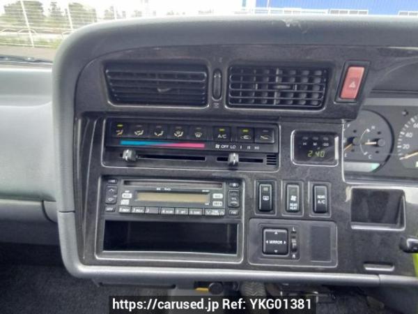 Used 2004 AT toyota hiace-van TRH112V Image[17]