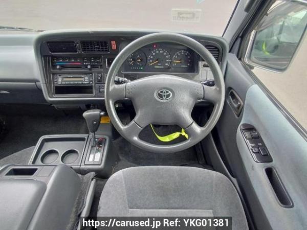 Used 2004 AT toyota hiace-van TRH112V Image[18]