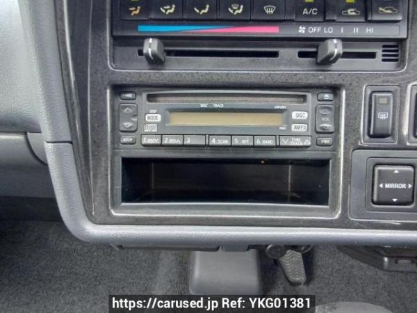 Used 2004 AT toyota hiace-van TRH112V Image[19]