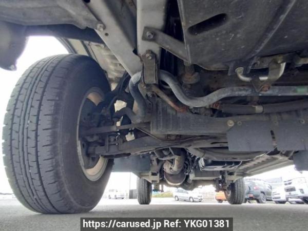 Used 2004 AT toyota hiace-van TRH112V Image[29]