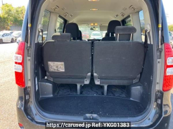 Used 2010 AT toyota noah ZRR70G Image[6]