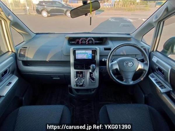 Used 2008 AT toyota noah ZRR70W Image[17]