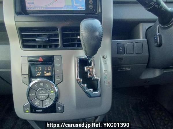 Used 2008 AT toyota noah ZRR70W Image[23]