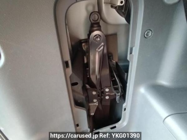 Used 2008 AT toyota noah ZRR70W Image[43]