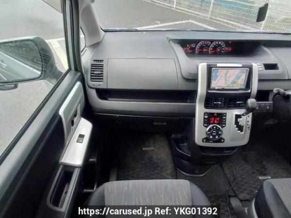 Used 2011 AT toyota noah ZRR75W Image[18]