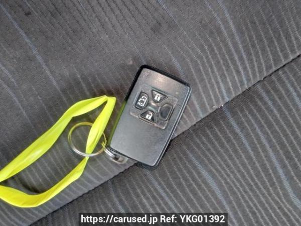 Used 2011 AT toyota noah ZRR75W Image[27]