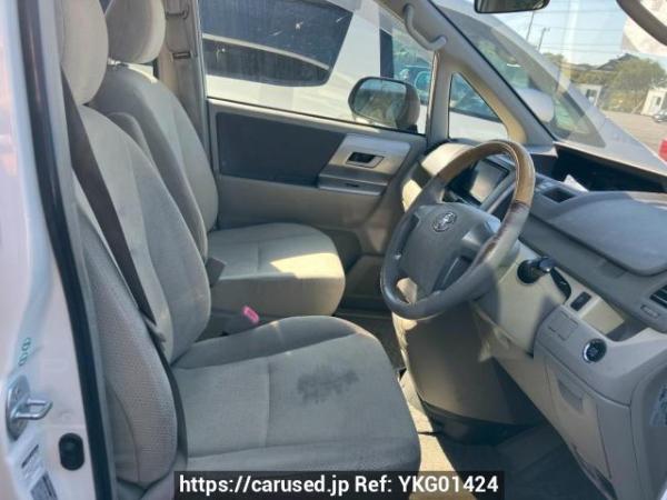 Used 2008 AT toyota noah ZRR70W Image[9]