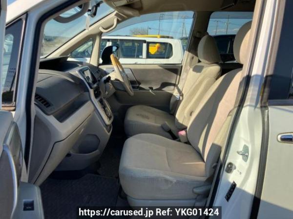 Used 2008 AT toyota noah ZRR70W Image[10]