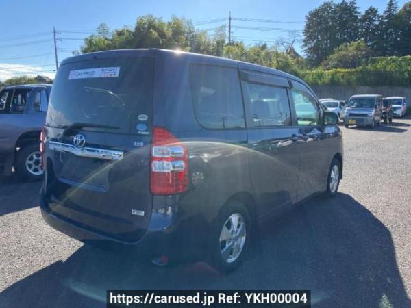 Used 2010 AT toyota noah ZRR70G Image[5]