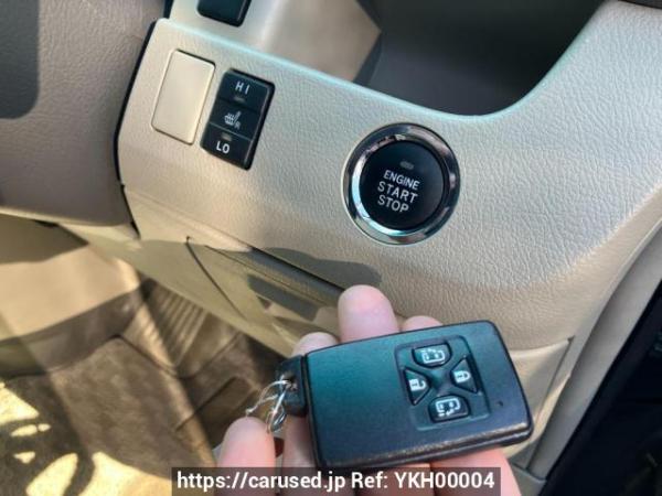 Used 2010 AT toyota noah ZRR70G Image[16]