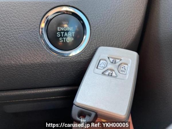 Used 2010 AT toyota voxy ZRR70W Image[17]