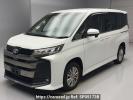 Toyota Noah ZWR95W