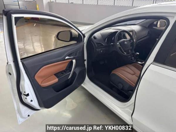 Used 2016 AT mg gt CSA7153ADAC Image[13]