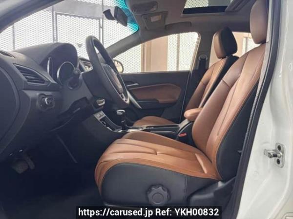 Used 2016 AT mg gt CSA7153ADAC Image[15]