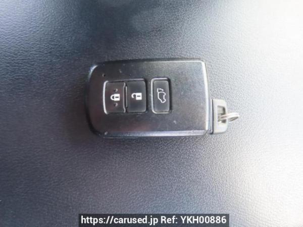Used 2014 AT toyota harrier ZSU60W Image[29]