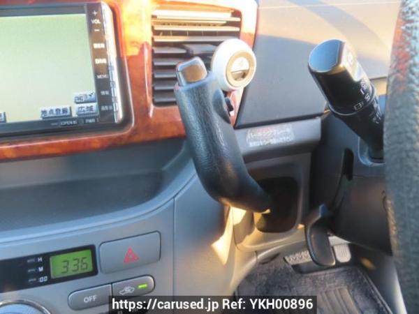 Used 2006 AT toyota noah AZR60G Image[28]